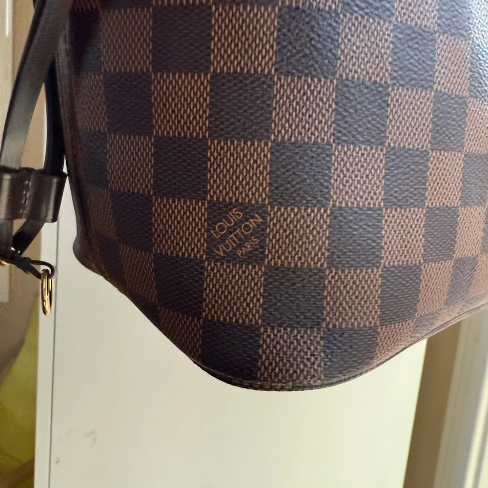 Louis Vuitton Neverfull MM Damier (checkered) - Picture 5 of 7